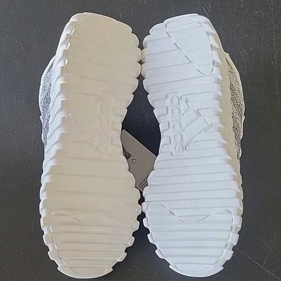 Adidas Size 3 Kaptir Sneakers - Picture 3 of 6